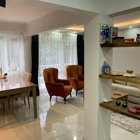Seaside Cosy Flat With A Balcony Daire